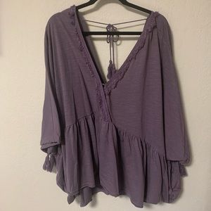 E2 purple deep-V blouse; tie across back; tassel sleeve;XXL;excellent condition